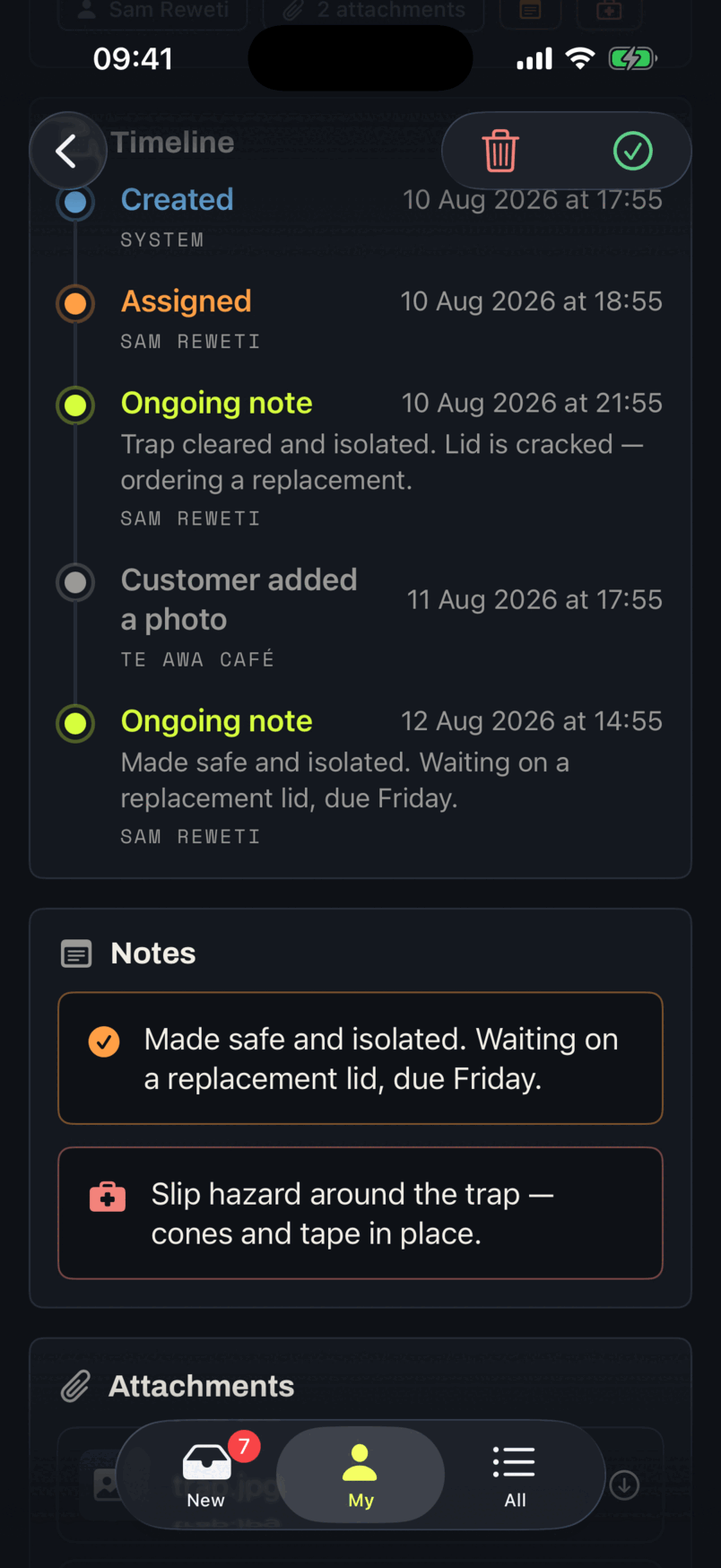 The timeline card in the app: created, assigned, an ongoing note from the technician, a photo the customer added from the portal, and a second note, each with a date, a time and a name.